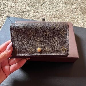 Louis Vuitton Monogram Tresor Wallet Authentic